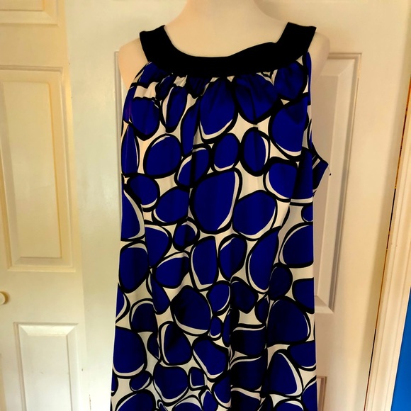 Donna Ricco Dresses & Skirts - Beautiful Donna Ricco 18W dress royal blue black sleeveless feels like satin